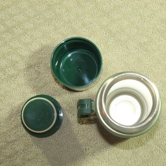 NIB Stanley Green 24 oz Thermos with Handle - Picture 5 of 11